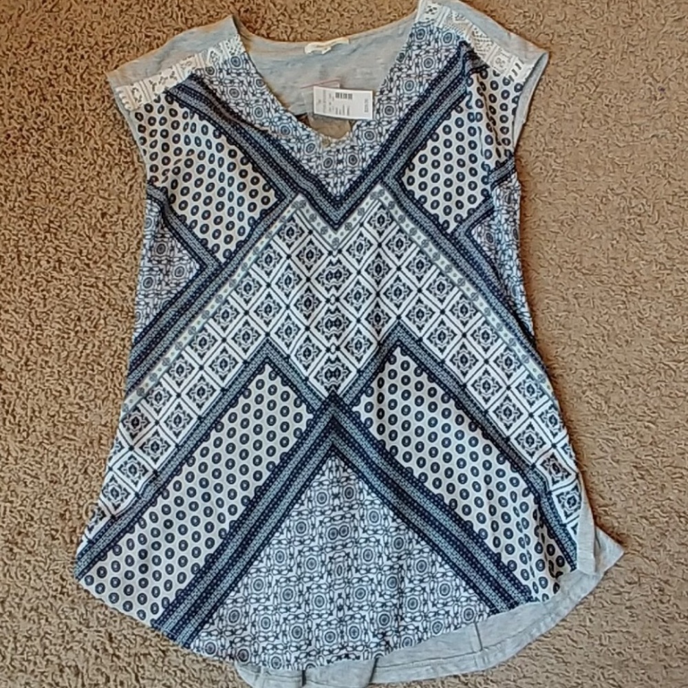 Maurices blue and white top with grey on back